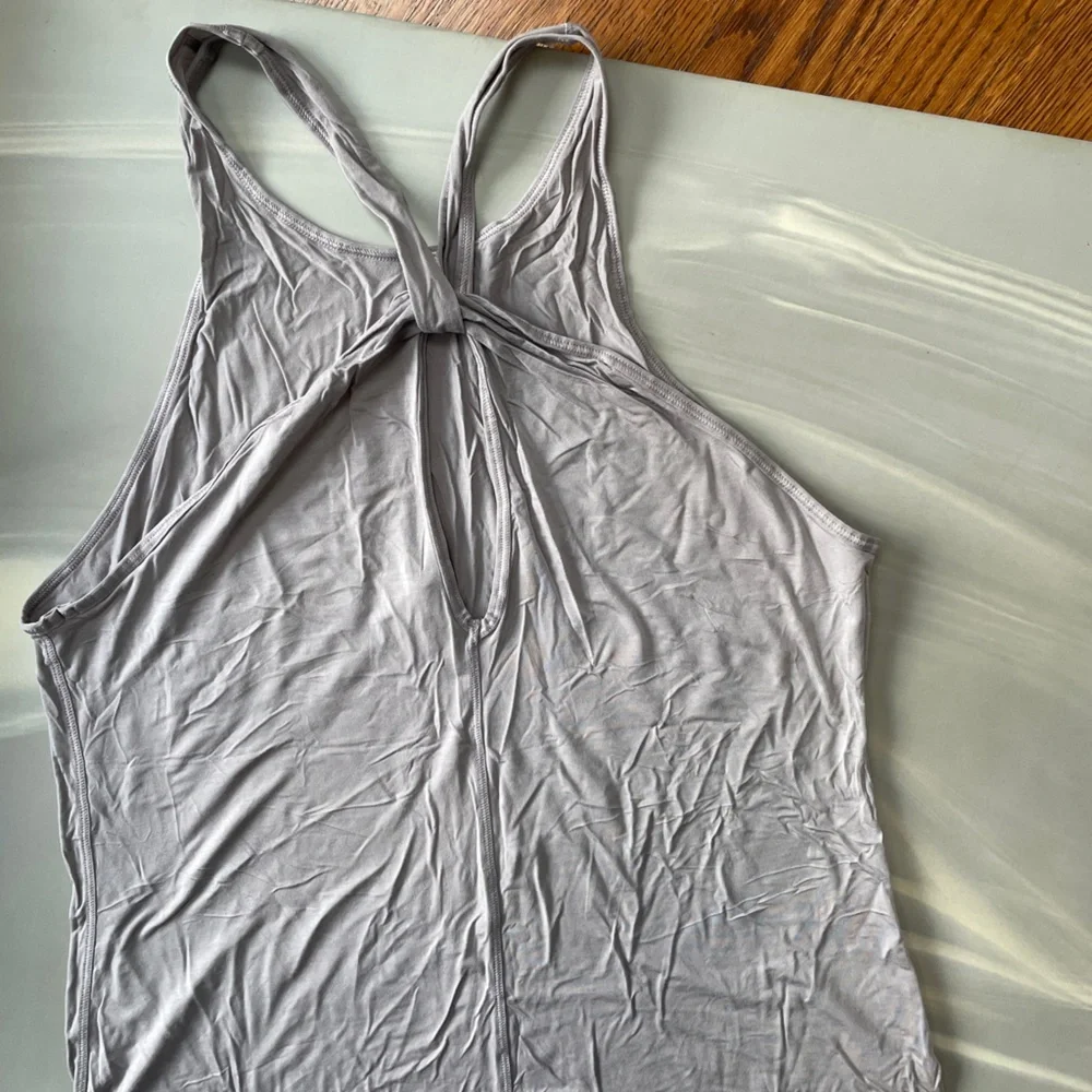 Lululemon I 8